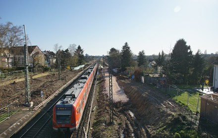 Der gleiche Blick 2020 von der Maybachbrcke Richtung Ginnheim