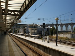 Die Station Campolide bildet ein Gleisdreieck