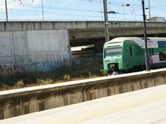 Campolide wird auch von der "grünen Linie" der CP Urbanos bedient.....