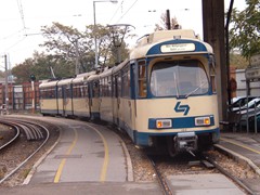 Zug der Wiener Lokalbahn vom Typ 100 / Typ Mannheim der DÜWAG