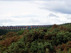 Cullodan Viadukt der Highland Main Line vom Norden betrachtet
