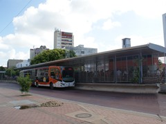 Mittelbahnsteig der Station Centro