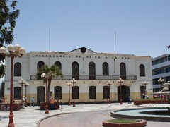 Das Empfangsgebäude in Arica in voller Pracht....