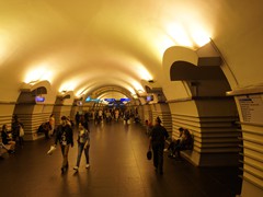 Bahnsteighalle Newski-Prospekt