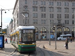 ...zur Station Kauppatori am Fährhafen