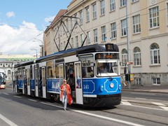 Retro Tram 141 an der Station Vabaduse väljak