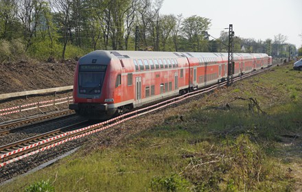 ....fährt vorbei