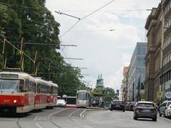 Ein Tatra Drilling? Nein ein auf ein Zwilling folgt ein Solo Wagen