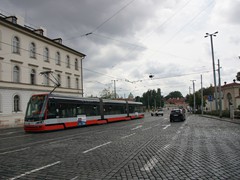 Wagen 9217 auf Bergfahrt in der Pod Brukskou