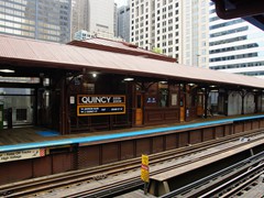 ...wie die Station "Quincy".