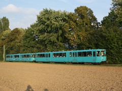 Ein weiteres frühes Fahrzeug der Stadtbahn ist der Pt Wagen. Hier auf der Betriebsstrecke die zur Stadtbahn-Zentralwerkstatt führt.
