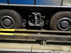 Auf leisen Gummi Sohlen