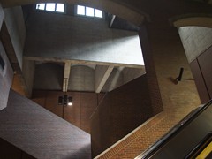 Steinerne Architektur bei den Zugängen