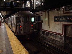 Verlassen wir die Station "Brooklyn Bridge