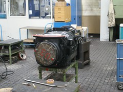 und Fahrmotoren,- hier ein Motor des U-3 Wagens.