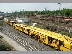 Gleisbau bei der großen Eisenbahn.