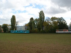 Auch hier folgt wieder der Fahrschulwagen als "Schutzwagen"