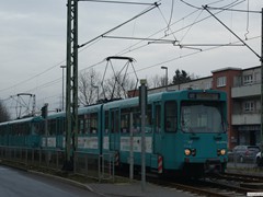 ...wird durch die Station....