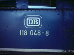 E 118 048-8