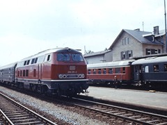 V218 215-2 
