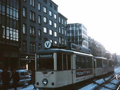 Ein Kjj Zug als Verstärker zum Hauptbahnhof