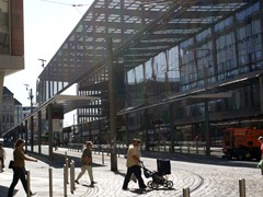 ...in die "Zentralhaltestelle"