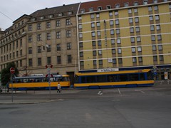 Tatra T4D-M1 2142 mit einem Bombardier NB4 Beiwagen 914