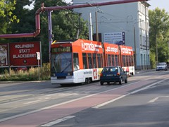 1126 NGT8 fährt Citroen Werbung