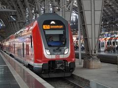 Ein BR 446 als RE60 nach Weinheim 
