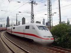 Einfahrt nach Frankfurt am Main