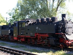 Einige Maschinen warten noch auf ihre Aufarbeitung.