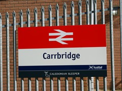 Carrbridge an der Highland Main Line gelegen reichen zwei Signale...