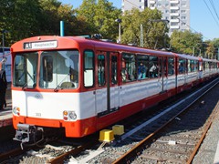 Zum 50jährigen Jubiläum kam noch einmal der U-1 Museumszug nach Ginnheim.
