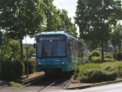 Die Enstation teilt sie sich mit der Linie U4